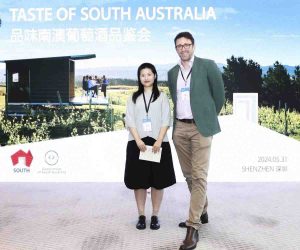 Business Accompanying Translation